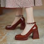 Wine Red / 35