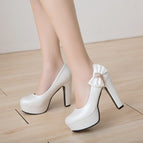 White / 34
